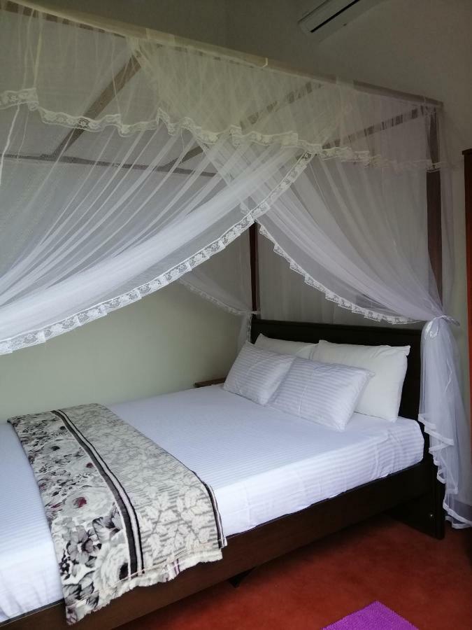 Top Mount Villa Hikkaduwa Exterior foto