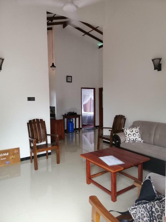 Top Mount Villa Hikkaduwa Exterior foto